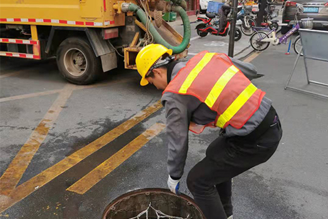 為什么要定期清理化糞池,抽一個(gè)化糞池需要多少錢？